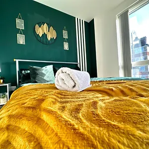 Comfortable Private In Bermondsey Homestay London